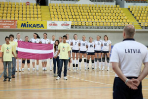 Foto: Atjaunotajai dāmu volejbola izlasei otrā uzvara
