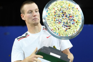Berdihs uzvar Monpeljē finālā, Južnijam pārliecinošs panākums Zagrebā