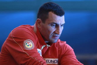 Boksa organizācijas iestājas pret profesionāļu dalību olimpiādē Boksa organizācijas iestājas pret profesionāļu dalību olimpiādē
