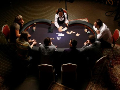 Dārziņš un M. Rēdlihs spēlēs Betsafe Poker komandā