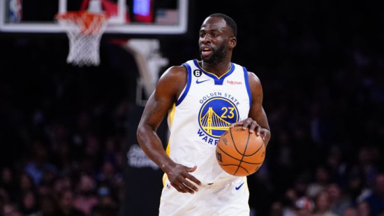 NBA nepiekāpīgākā spēlētāja balva tiek ''Warriors'' uzbrucējam Grīnam