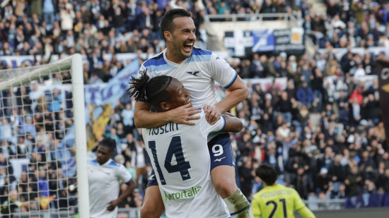 Vecmeistaram Pedro divi vārti, "Lazio" apsteidz "Juventus", Auseklis skatās Kaljāri panākumu