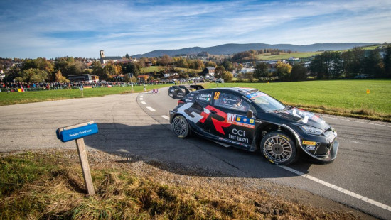 Pirmo reizi vēsturē WRC posmā vienā dienā ātrumposmi notiks trīs valstīs