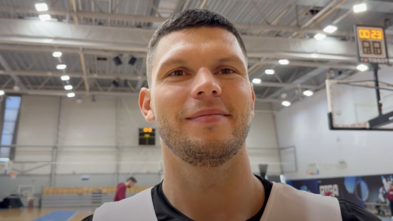 Video: Finālturnīru debitants Lomažs: ''Tas ir viens no mērķiem, kāpēc vispār spēlēju – lepnums un gods''