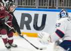 Rīgas "Dinamo" sarūgtinājušais Kočetkovs atzīts par KHL nedēļas labāko vārtsargu