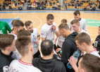 Latvijas handbolisti gūst 19 vārtus zaudējumā olimpiskajai čempionei Francijai