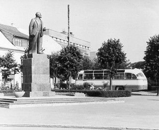 Tukumā atvērs Ļeņina pieminekļa kapsulu