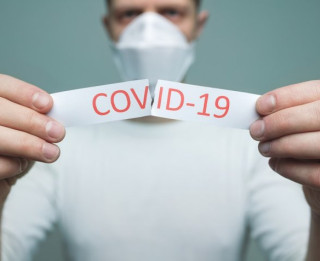 Kādēļ reizēm izturamies pret ar koronavīrusu saslimušajiem kā “izraidītajiem”?