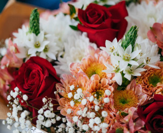 Ziedi ar piegādi: kā radīt “wow” efektu pat no attāluma?