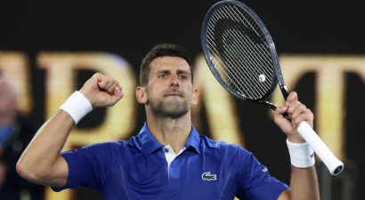 Džokovičam droša uzvara trīs setos un 31. panākums "Australian Open" pēc kārtas