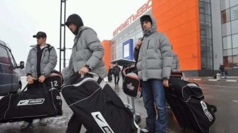 Rīga "Dinamo" hokejisti dodas ceļā
Foto: www.dinamoriga.eu