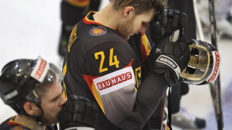 Vācijas izlase šo čempionātu var pieskaitīt sava hokeja melnajām lappusēm. 
Foto:AP