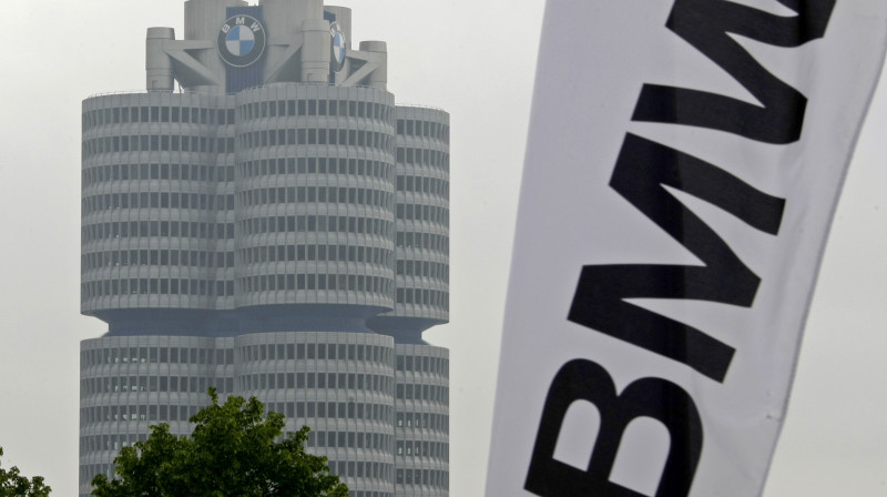 BMW centrālā ēka Minhenē
Foto: AP