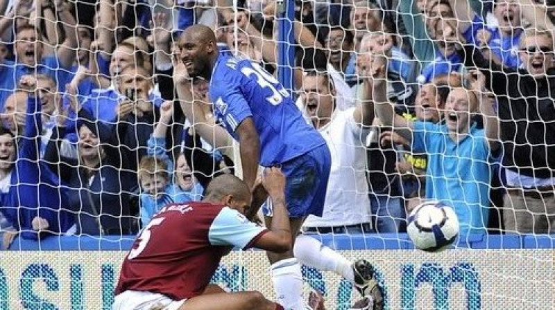 Nikolass Anelka pēc pirmajiem vārtiem
Foto: PA Wire/Press Association Images