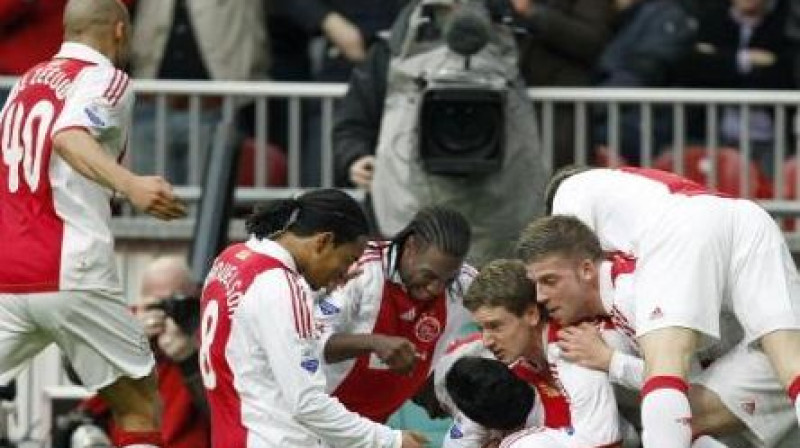 ''Ajax'' spēlētāji līksmo
Foto: fcupdate.nl