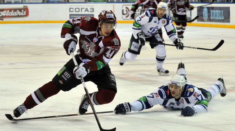 Oskars Cibuļskis 
Foto: Romāns Kokšarovs, Sporta Avīze, f64