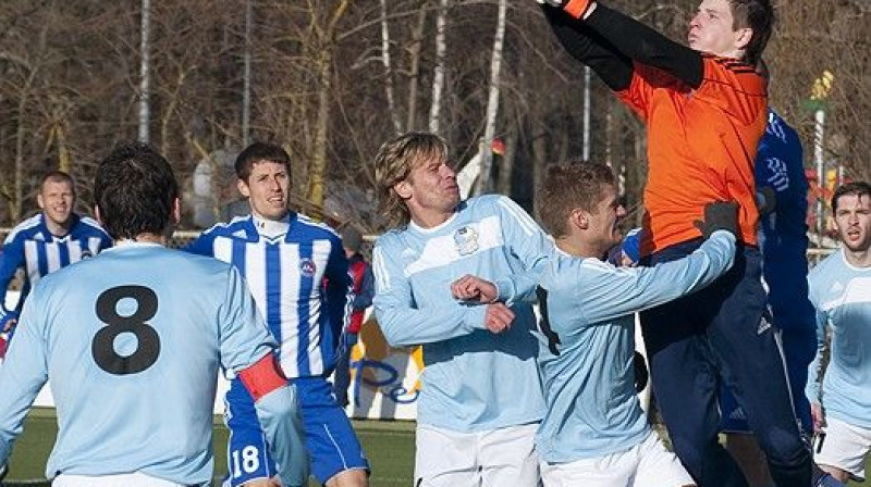 Liepājnieki vēlreiz centīsies pārspēt jūrmalniekus
Foto: Aigars Prūsis