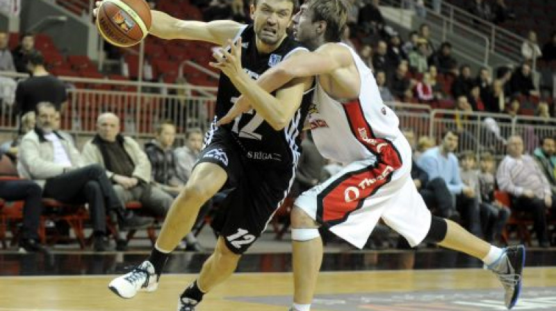 Kristaps Janičenoks: izšķirošs ieguldījums uzvarā pār Kalev/Cramo un līdzdalība VEF Rīga profesionālās sporta skolas dibināšanā.
Foto: Romāns Kokšarovs, Sporta Avīze, F64