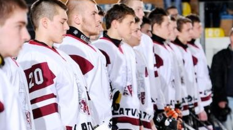 Latvijas U-18 hokeja izlase 
Foto: IIHF
