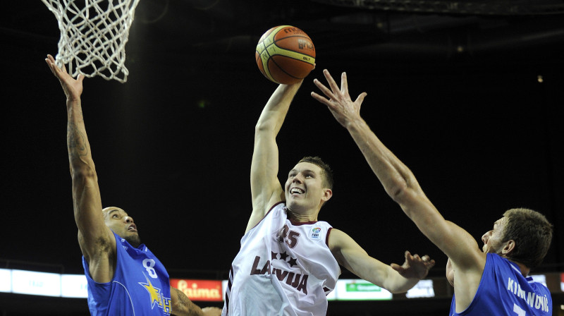 Dairis Bertāns
Foto: Romāns Kokšarovs, "Sporta Avīze", f64