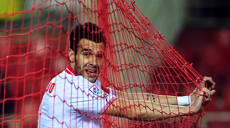 Alvaro Negredo paliks Seviļā 
Foto: AFP/Scanpix