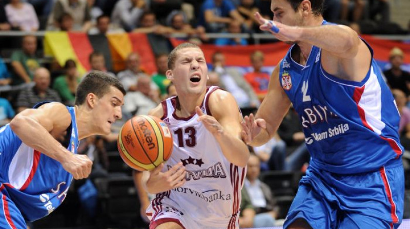 Jānis Strēlnieks pret Krstiču Eiropas čempionātā pirms diviem gadiem
Foto: Romāns Kokšarovs, "Sporta Avīze", f64