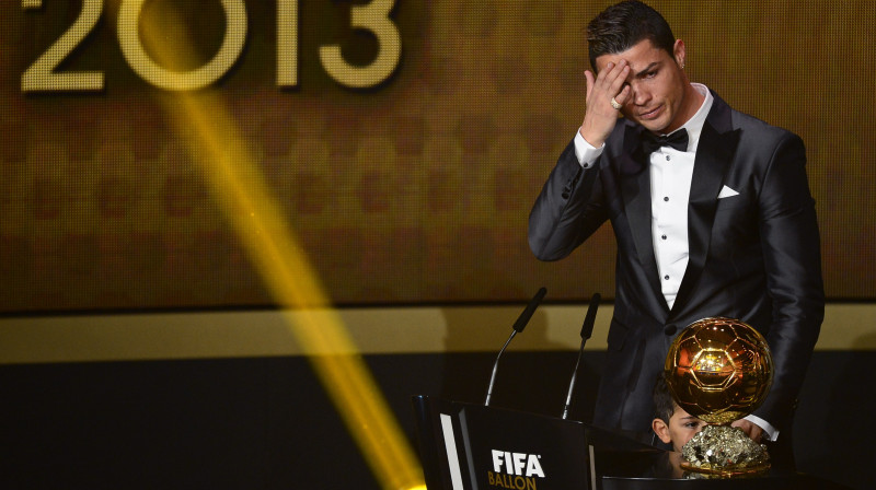 Krištianu Ronaldu - 2013. gada pasaules labākais futbolists 
Foto: AFP/Scanpix