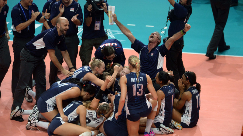 Kērčs Kirali un viņa dāmas izcīna pasaules zeltu 
Foto: italy2014.fivb.org