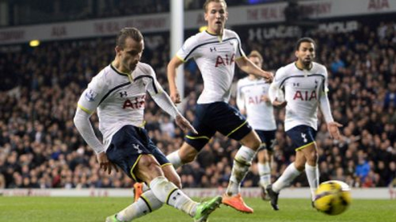 Roberto Soldado gūst uzvaras vārtus
Foto: AP/Scanpix