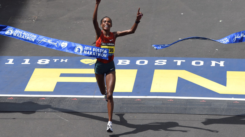 Rita Jeptū 2014. gada Bostonas maratona finišā 
Foto: AFP/Scanpix