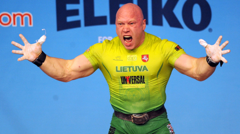 Klaipēdietis Aurims Didžbalis triumfē 94 kilogramos 
Foto: AFP / Scanpix