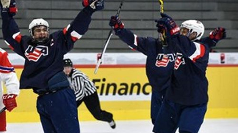 ASV izlases hokejisti izbauda uzvaru
Foto: Matt Zambonin/HHOF-IIHF Images