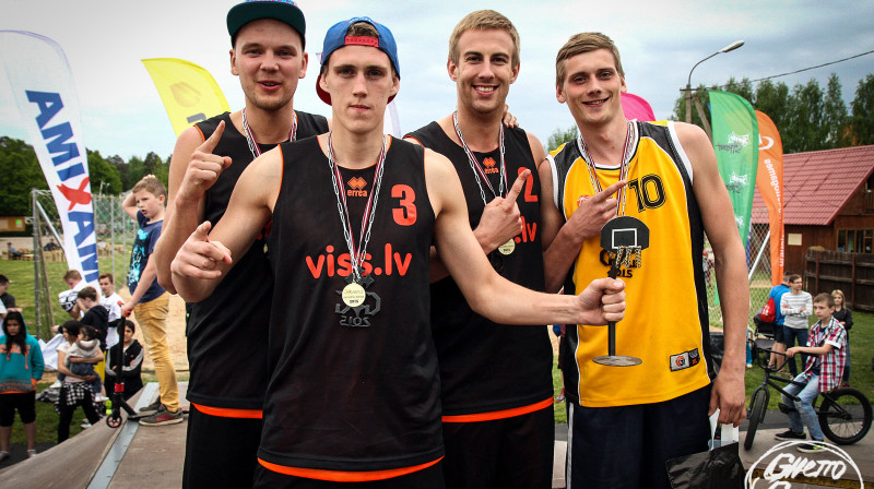 "Viss.lv/ProBasketball" pēc uzvaras Jēkabpilī kļuva par "Ghetto Basket" ranga līderi
Foto: Renārs Buivids (Ghetto Games)