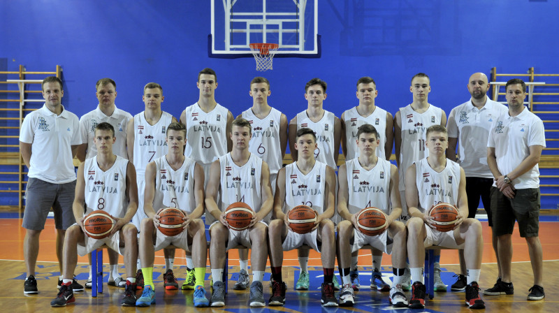 Latvijas U18 izlase.
Foto: basket.lv