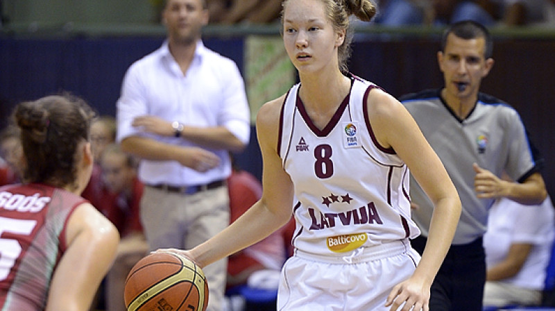 Latvijas U18 izlases potenciālā līdere Digna Strautmane.
Foto: FIBA Europe
