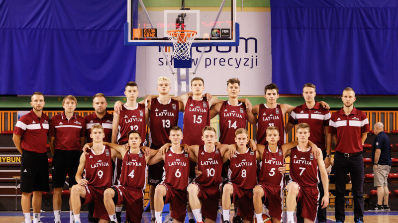 Latvijas U16 izlase. Foto: FIBA.com