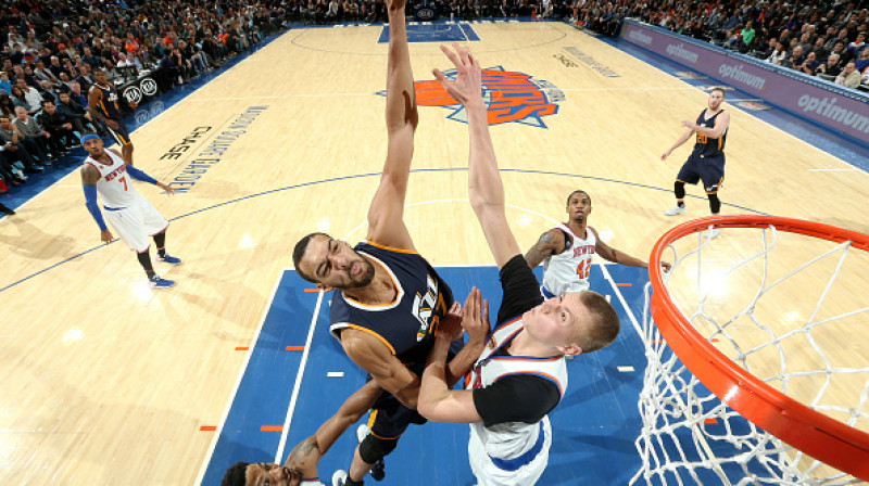 Rūdijs Gobērs un Kristaps Porziņģis 
Nathaniel S.Butler / GettyImages, NBA