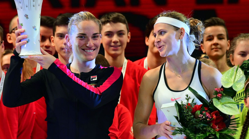 Timeja Baboša un Lucija Šafāržova
Foto: AFP/Scanpix