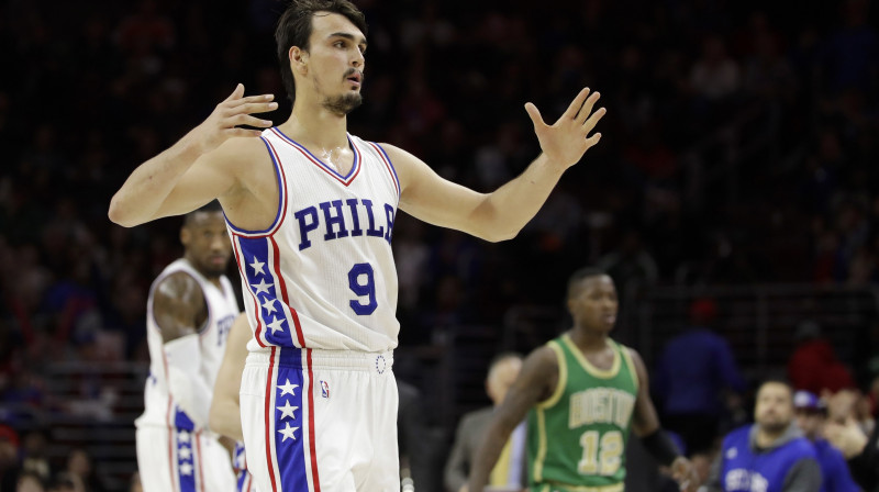 Dario Šaričs un "76ers" turpina demonstrēt arvien labāku sniegumu 
Foto: AP/Scanpix