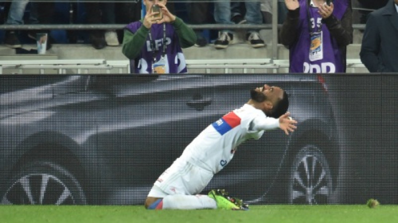 Aleksandrs Lakazets, visticamāk, savā pēdējā spēlē Lionas "Olympique" kreklā
Foto: imago/PanoramiC/Scanpix