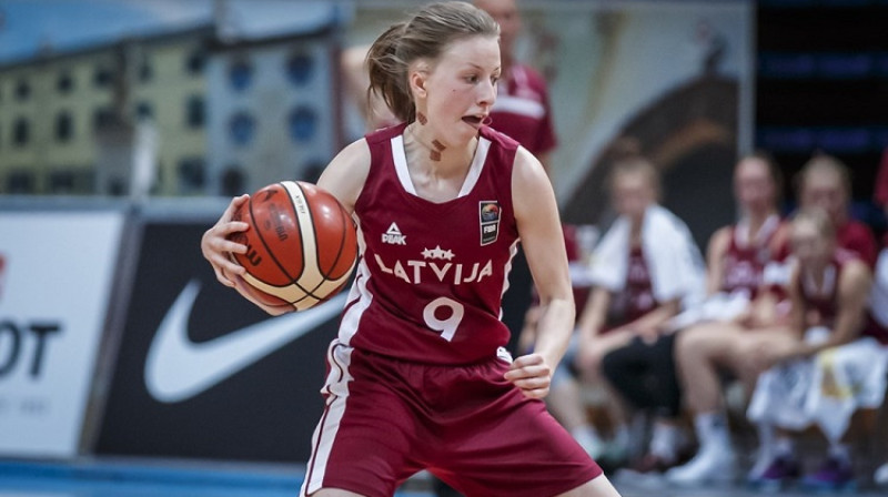 Dinija Pāvelsone: teicams sniegums pret Kanādu
Foto: FIBA