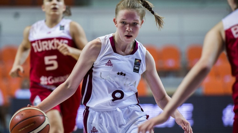 Laura Baltace spēlē pret Turciju
Foto: FIBA