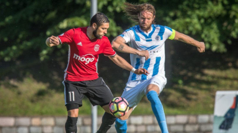 Artūrs Karašausks pret Kasparu Gorkšu
Foto: Zigismunds Zālmanis, rigafc.lv