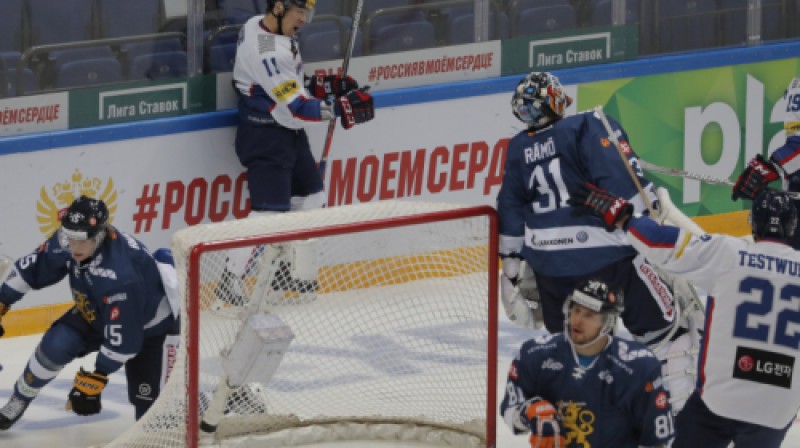 Karri Reme kapitulē pret Dienvidkoreju
Foto: EPA/Scanpix