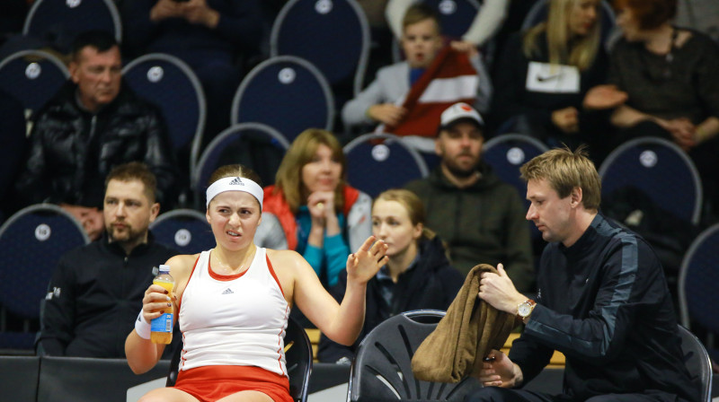 Aļonas Ostapenko un Anda Juškas duets
Foto: Dmitrijs Suļžics, F64