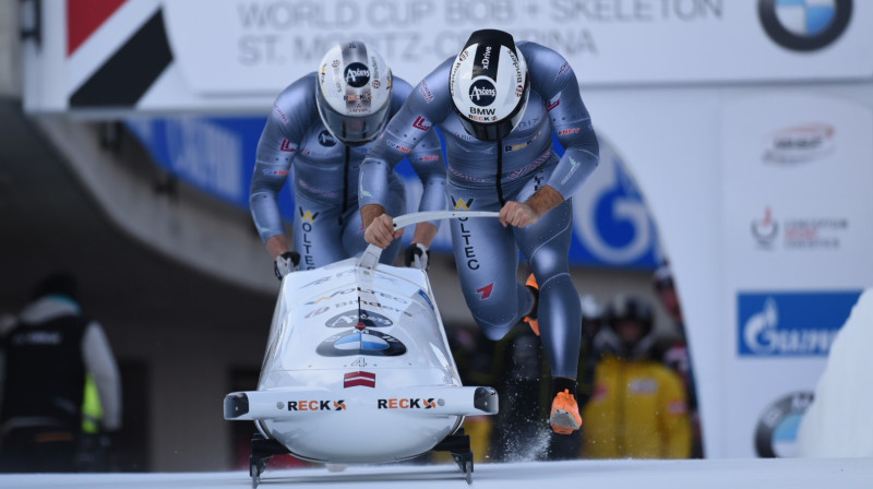 Oskars Ķibermanis un Matīss Miknis startā. Foto: Viesturs Lācis/bobslejs.lv