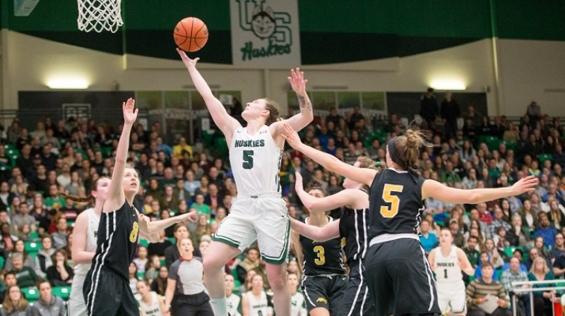 Sabīne Dukāte: "Canada West" labākā spēlētāja 2019. gada sezonā. Foto: Saskatchewan Huskies