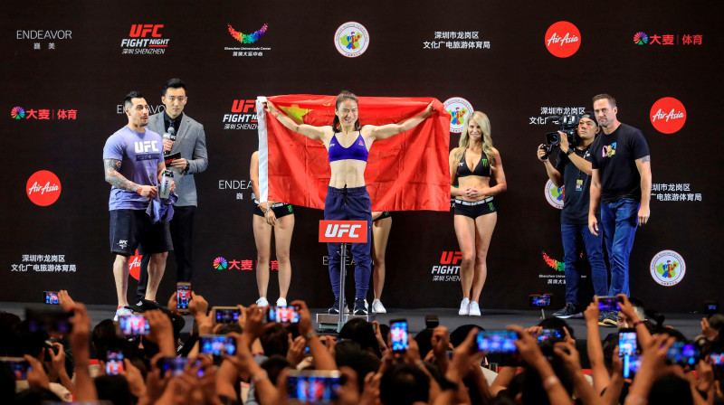 Veili Džana pavērusi UFC durvis uz Ķīnas tirgu. Foto: AFP/Scanpix