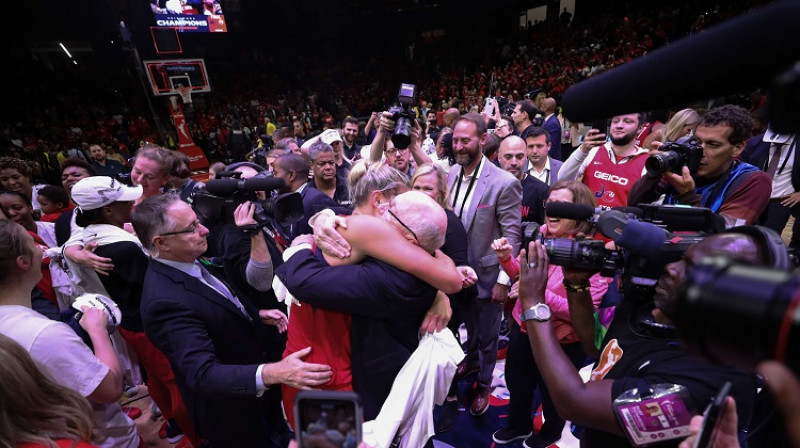 Elena Delle Donne, Maiks Tibo un "Washington Mystics": pirmais WNBA tituls kluba vēsturē. Foto: AFP/Scanpix