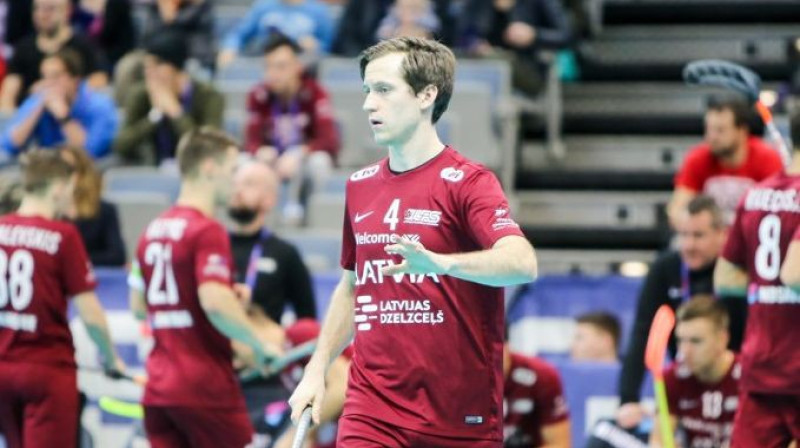 Latvijas izlases spēlētājs Morics Krūmiņš. Foto: Ritvars Raits, floorball.lv